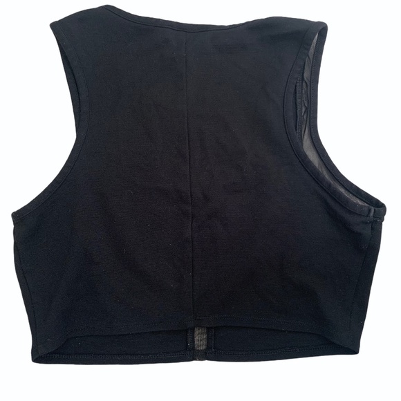 Express black sleeveless crop top size medium - Picture 2 of 4